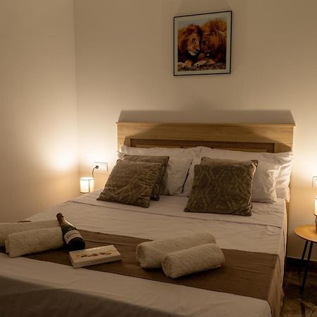 Apartamento Turistico Lux Center Valencia Eksteriør billede