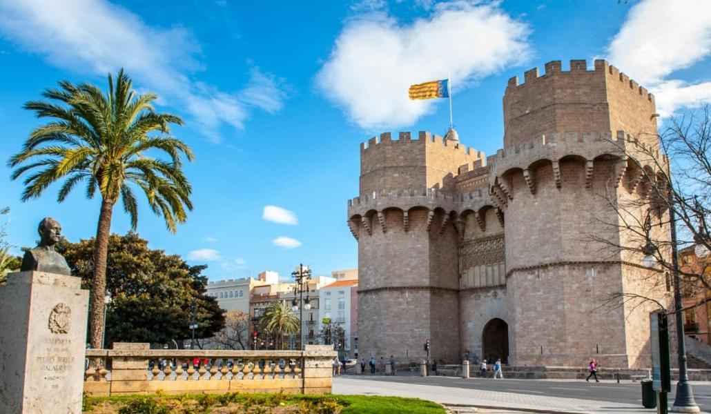 Apartamento Turistico Lux Center Valencia Eksteriør billede