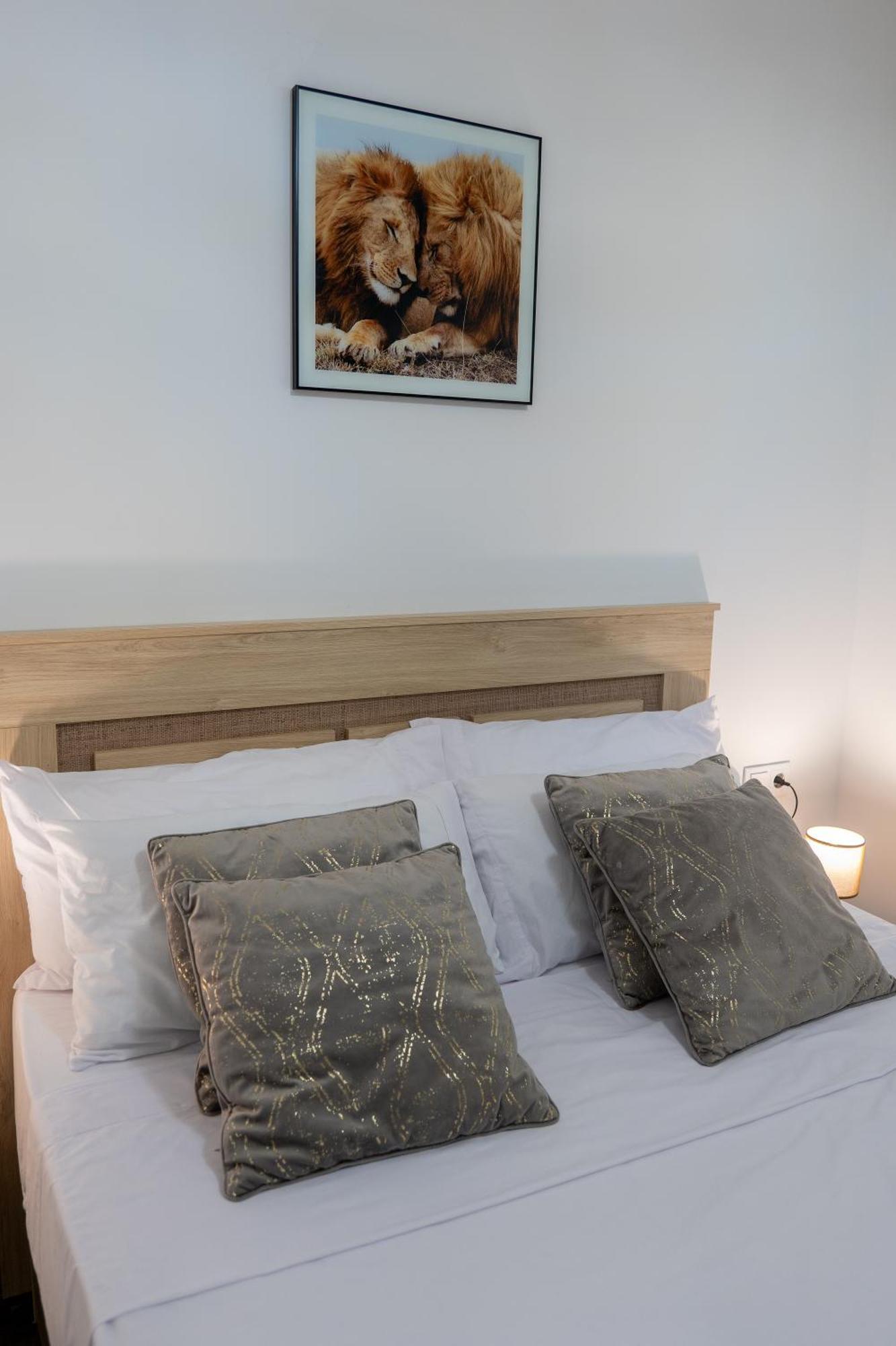 Apartamento Turistico Lux Center Valencia Eksteriør billede